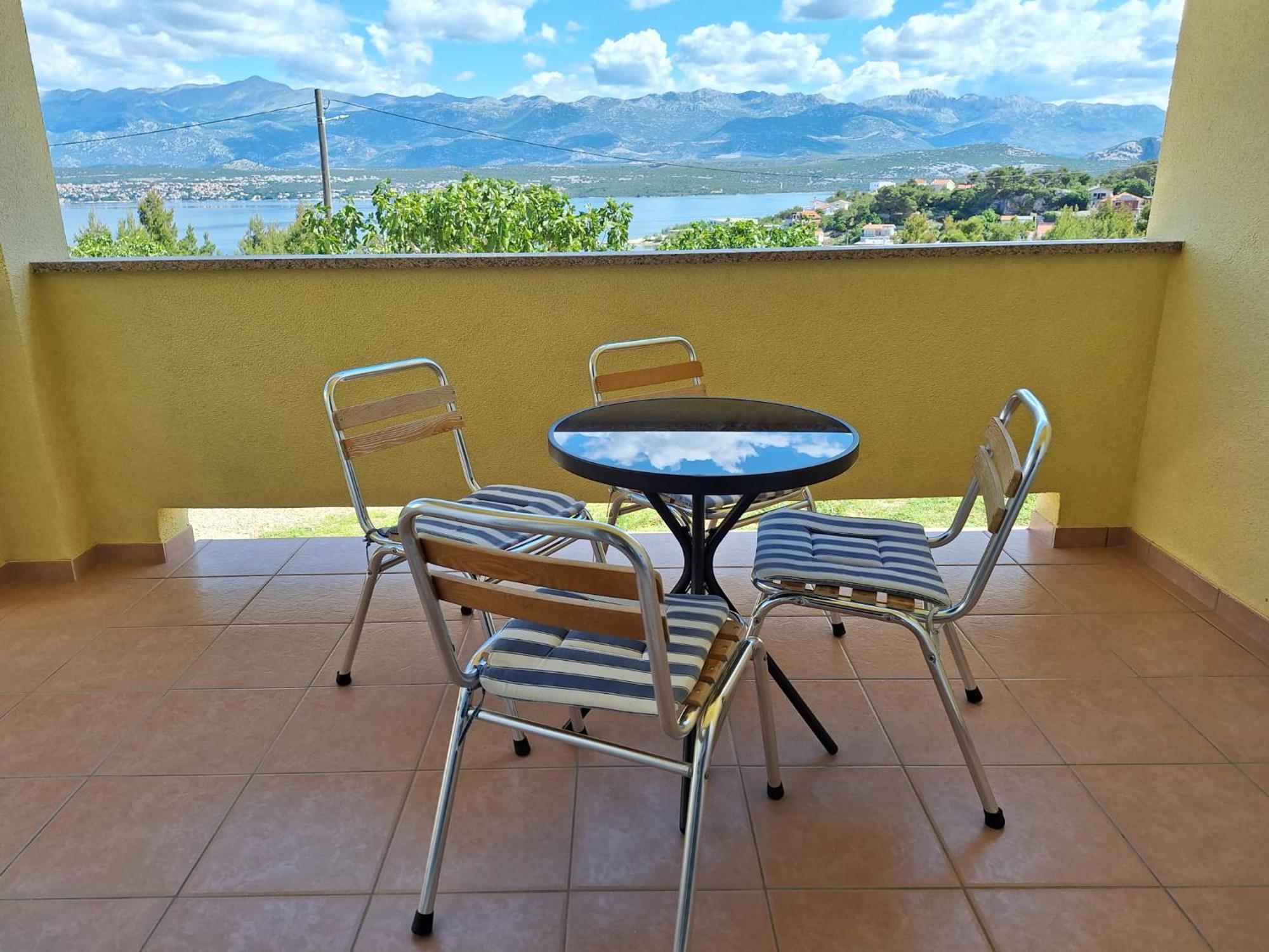 Apartments Mikecin Novigrad  Exterior foto